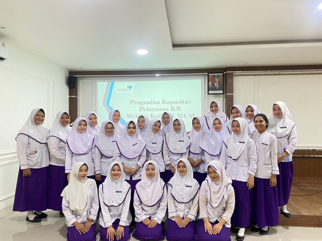 Kuliah Umum “Penguatan Kapasitas Pelayanan KB”