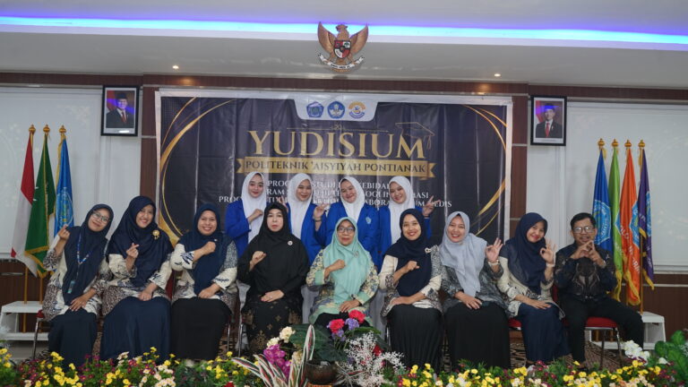 Yudisium Politeknik Aisyiyah Pontianak, Mahasiswa Pendidikan Profesi Bidan Angkatan II Resmi Dinyatakan Lulus